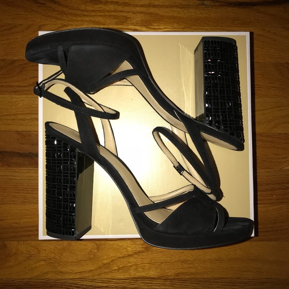 Platform Suede Block Heels 🖤✨ - Picture 3 of 7